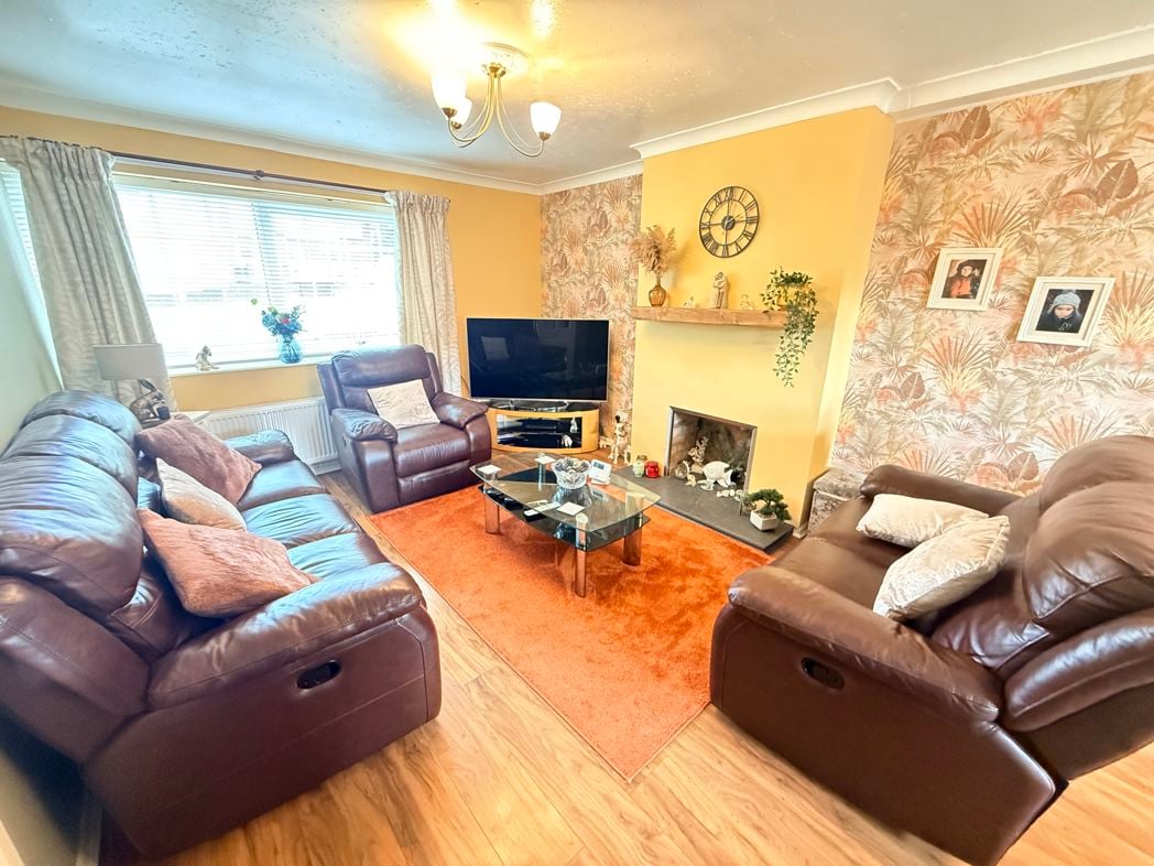 Property image 3 of 16