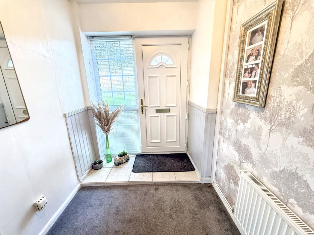 Property image 2 of 16