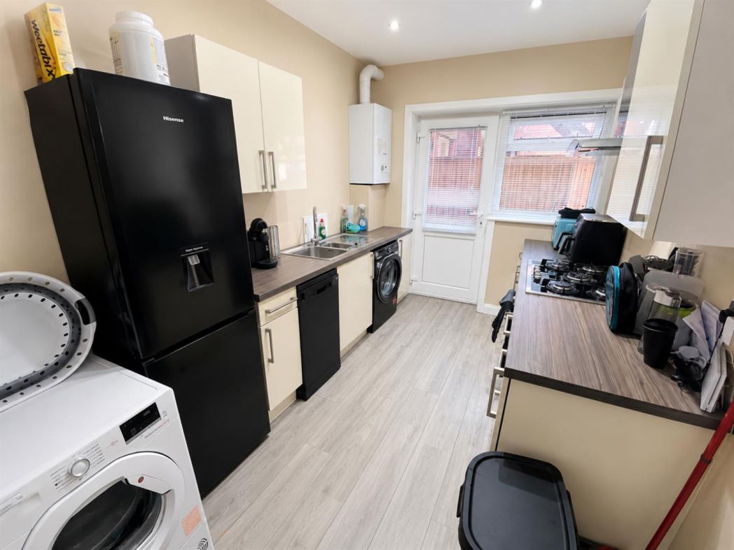 Property image 4 of 8