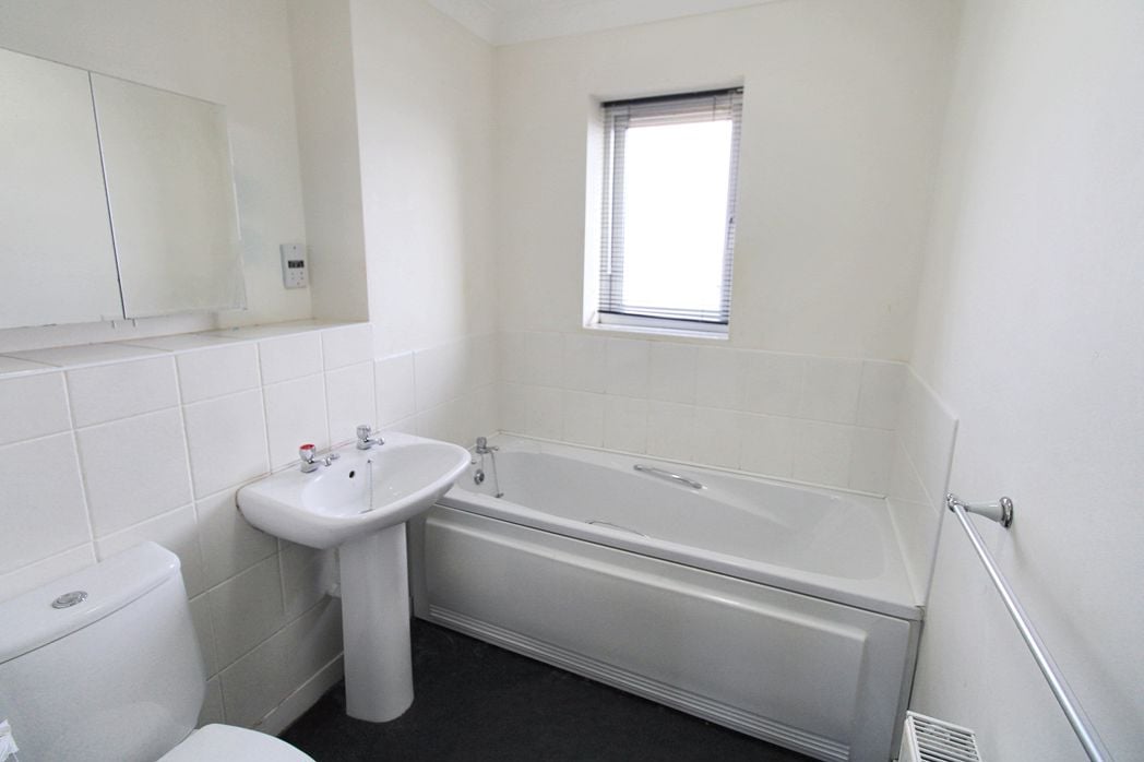Property image 5 of 7