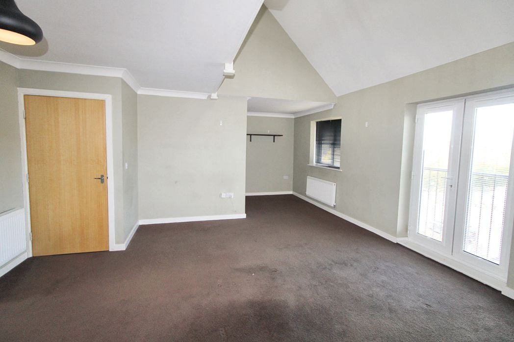 Property image 2 of 7