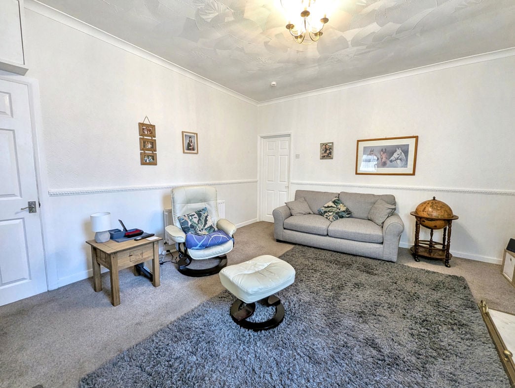 Property image 5 of 13