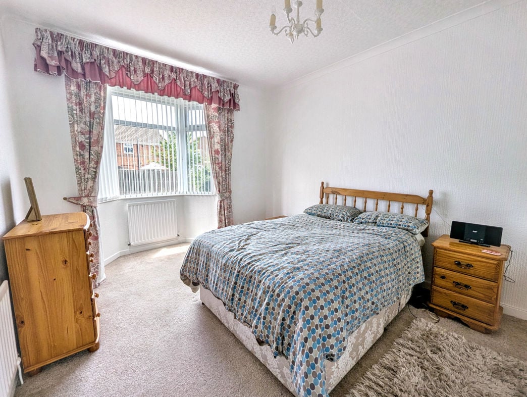 Property image 8 of 13