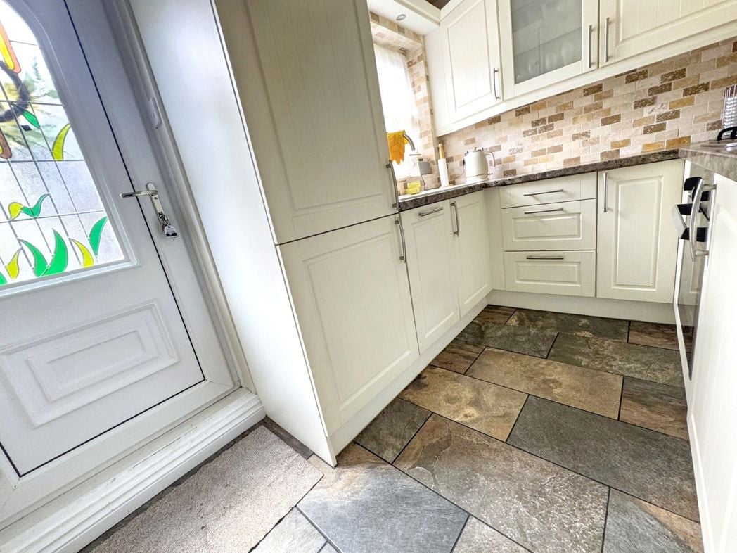 Property image 10 of 24