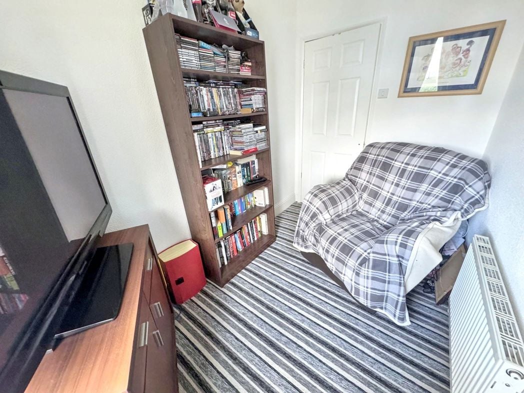 Property image 18 of 24