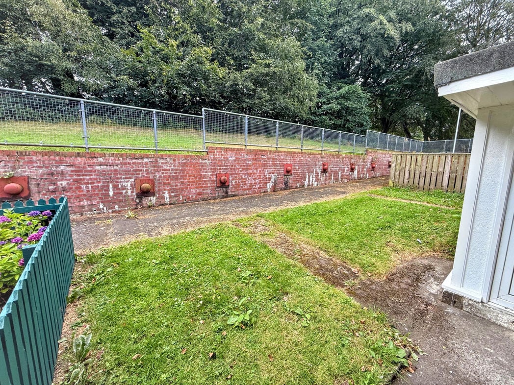 Property image 10 of 12