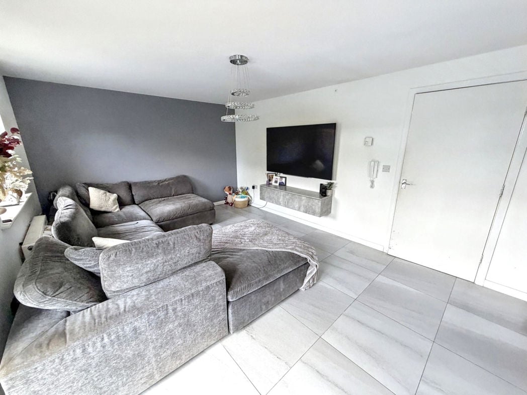 Property image 6 of 14