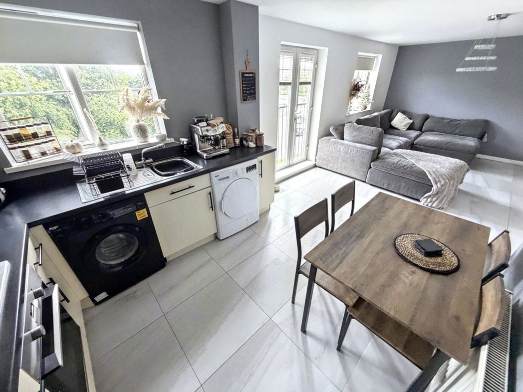 Property image 7 of 14