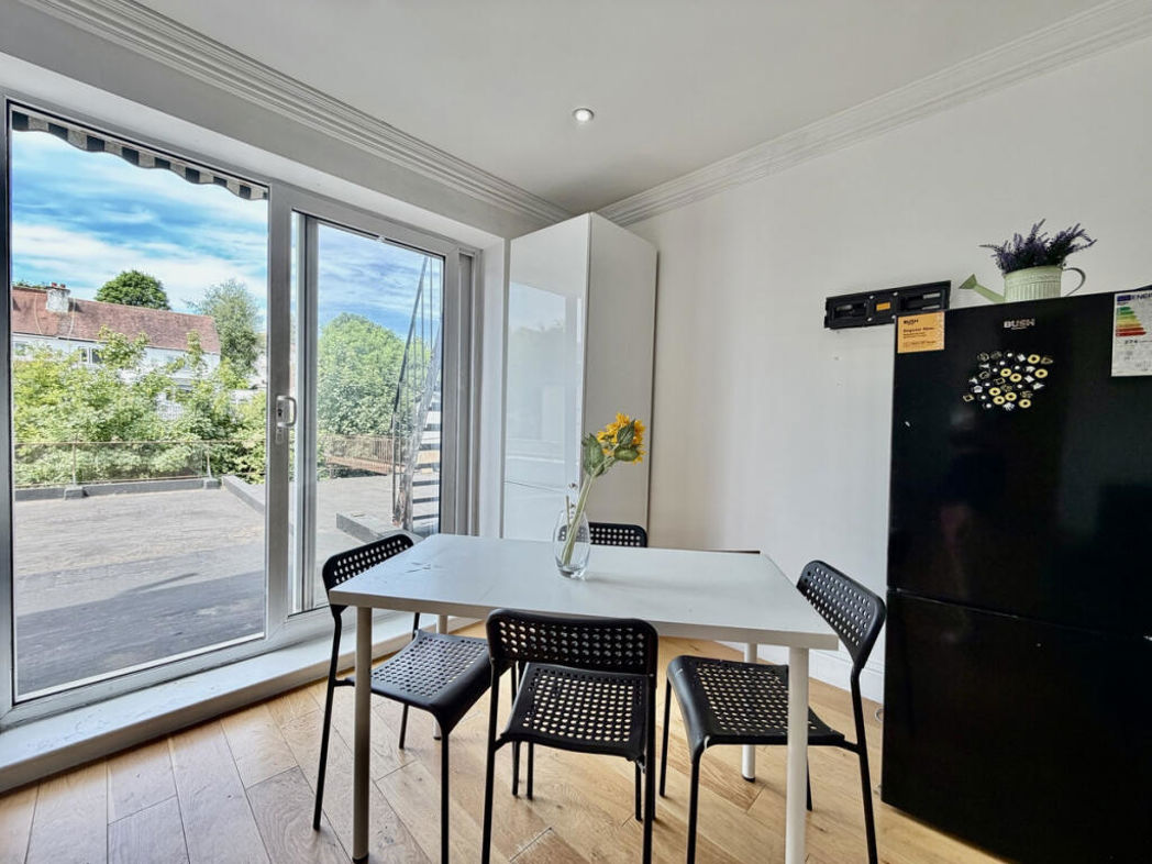 Property image 2 of 15