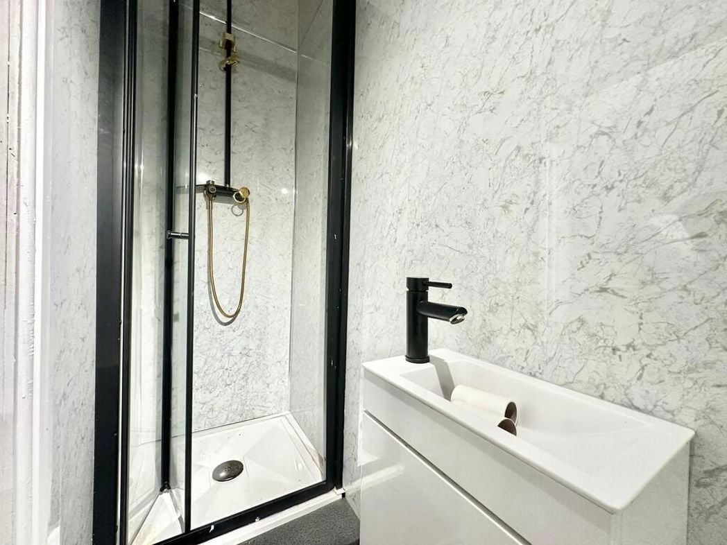 Property image 7 of 20