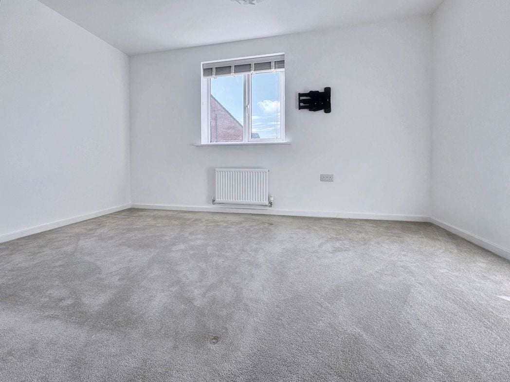 Property image 9 of 15