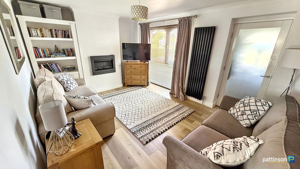 Property image 2 of 21