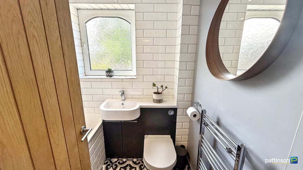 Property image 16 of 21