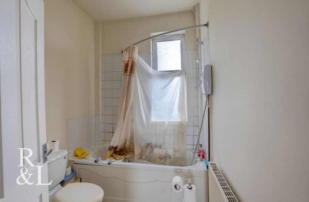 Property image 17 of 18