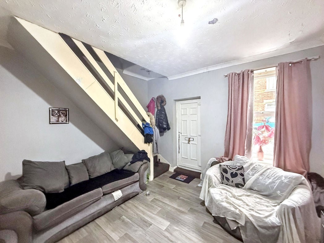 Property image 3 of 13