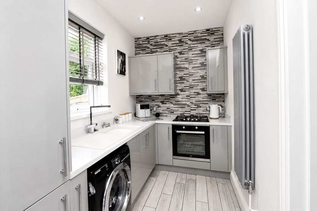 Property image 4 of 11