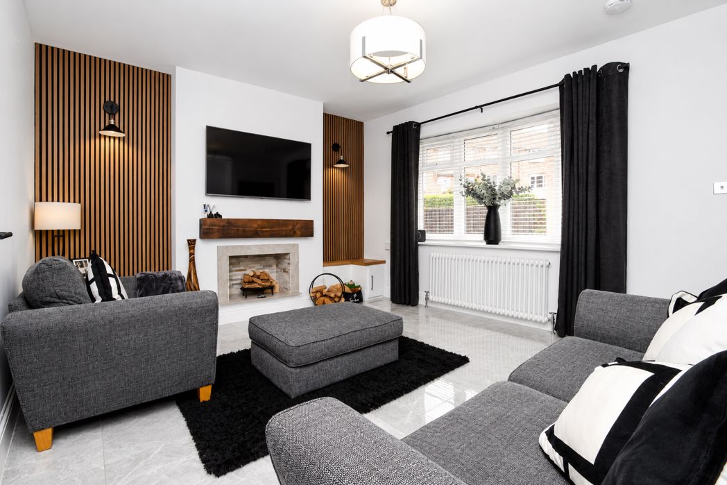 Property image 2 of 11