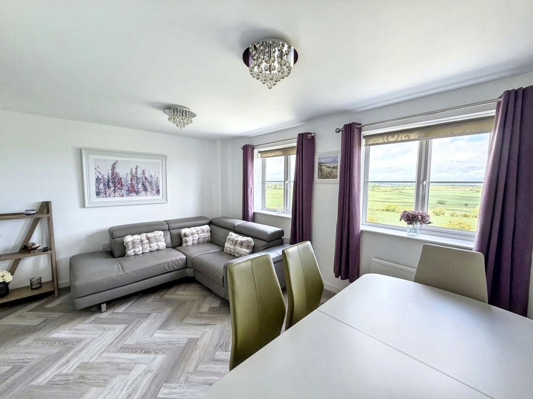 Property image 6 of 34