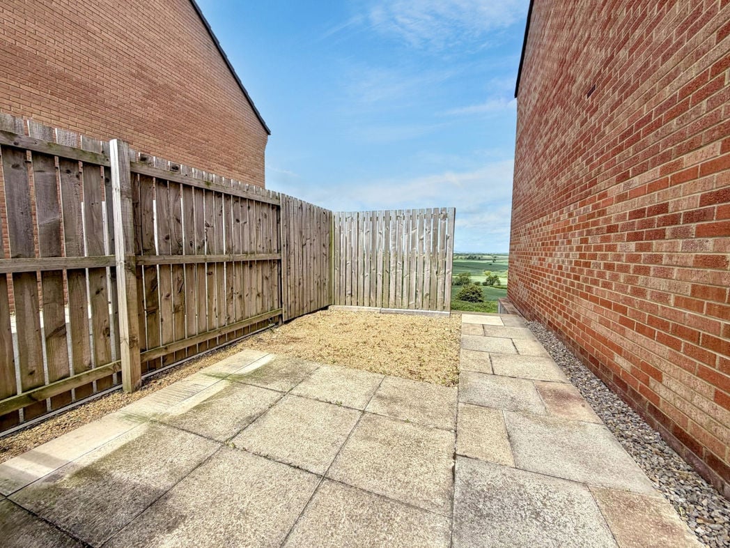 Property image 27 of 34