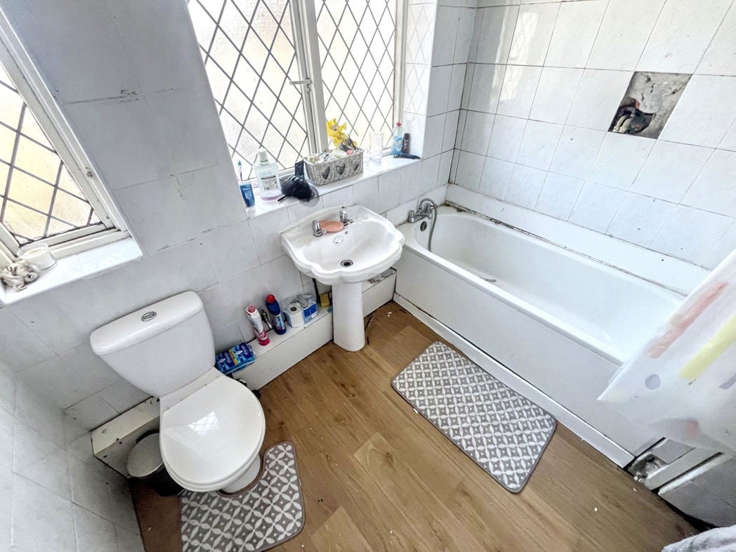 Bathroom W/C