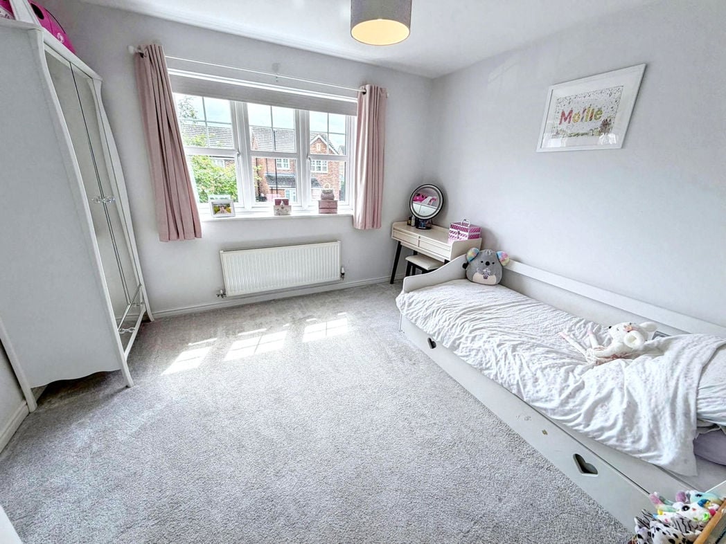 Property image 7 of 17