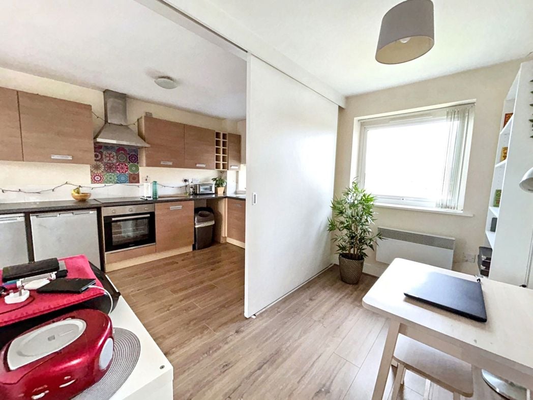 Property image 7 of 11