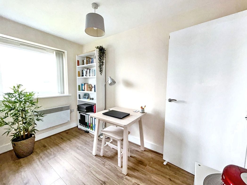 Property image 11 of 11