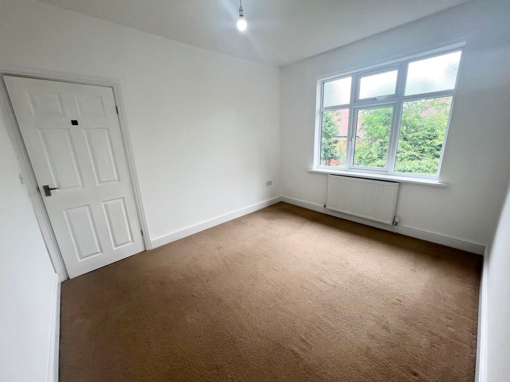 Property image 4 of 6
