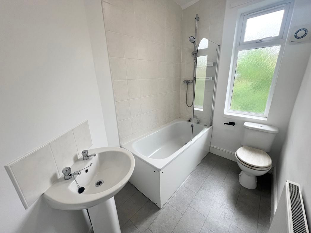 Property image 6 of 6