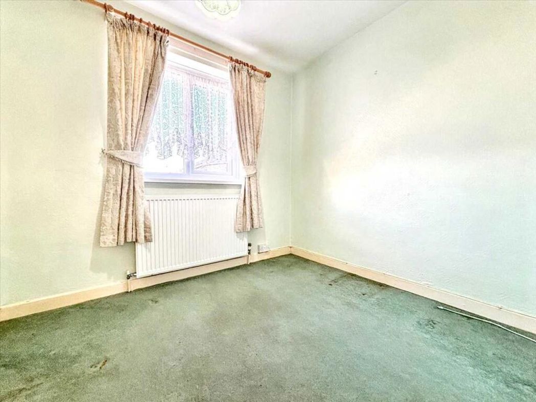 Property image 10 of 15