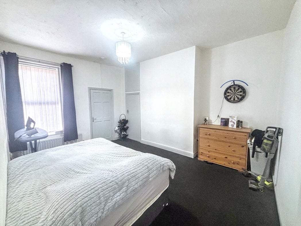 Property image 2 of 7