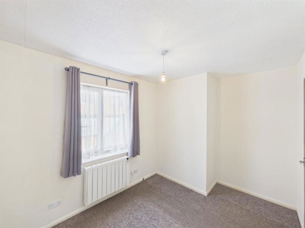 Property image 3 of 7