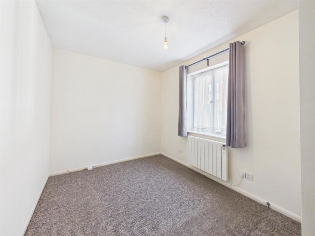 Property image 4 of 7