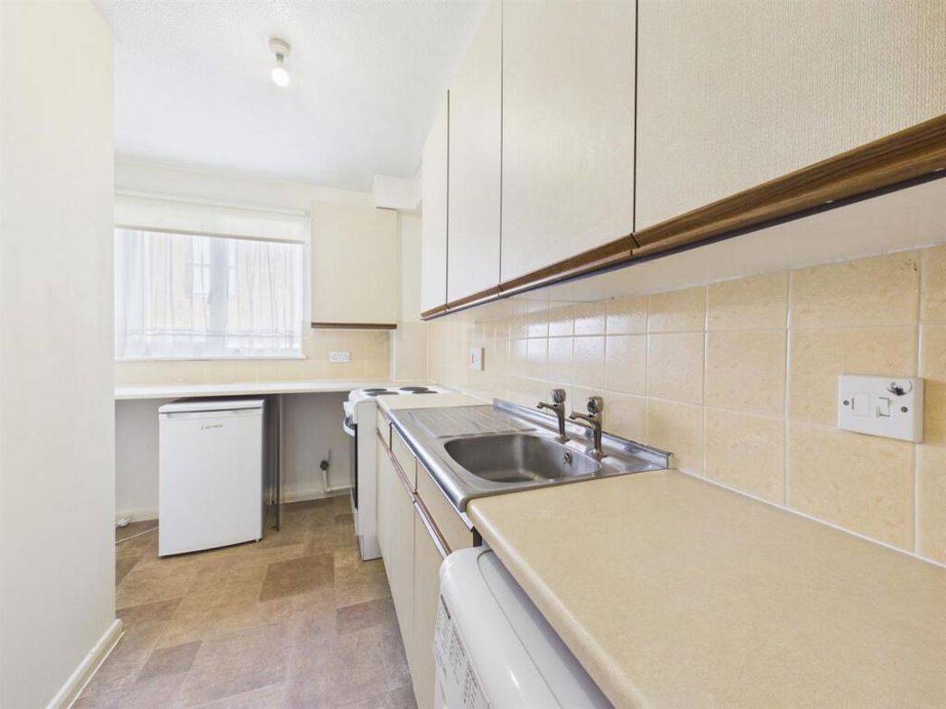Property image 5 of 7