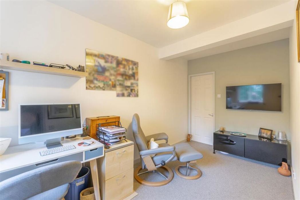Property image 2 of 31