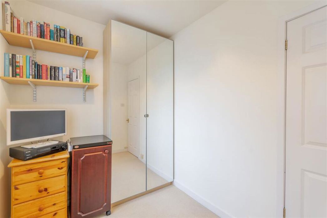 Property image 13 of 31
