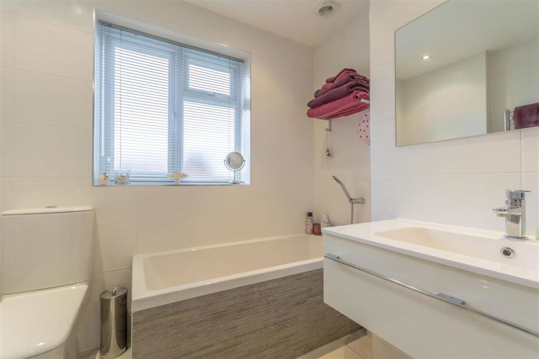 Property image 24 of 31