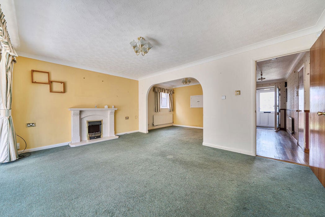 Property image 3 of 19