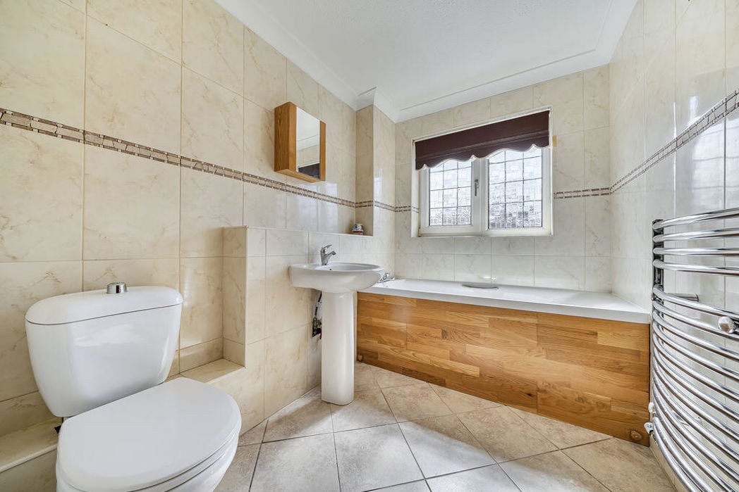 Property image 11 of 19