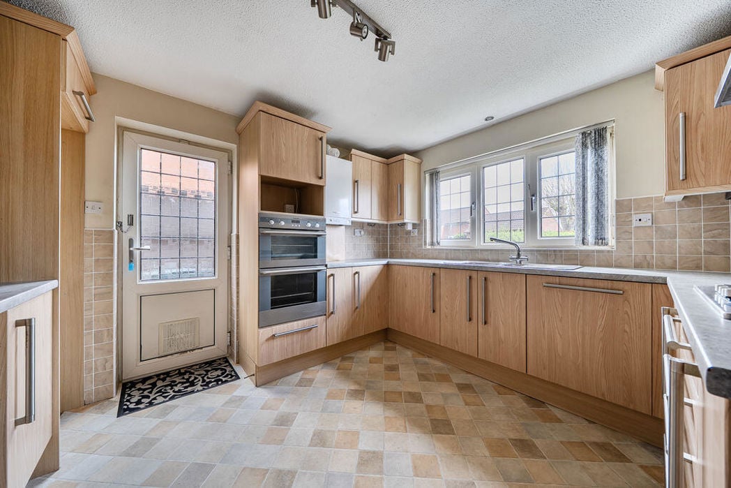 Property image 6 of 19