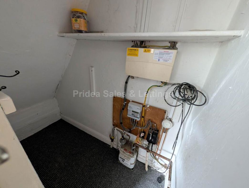 Property image 5 of 16