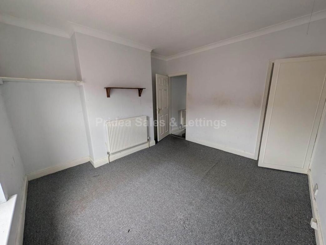 Property image 11 of 16