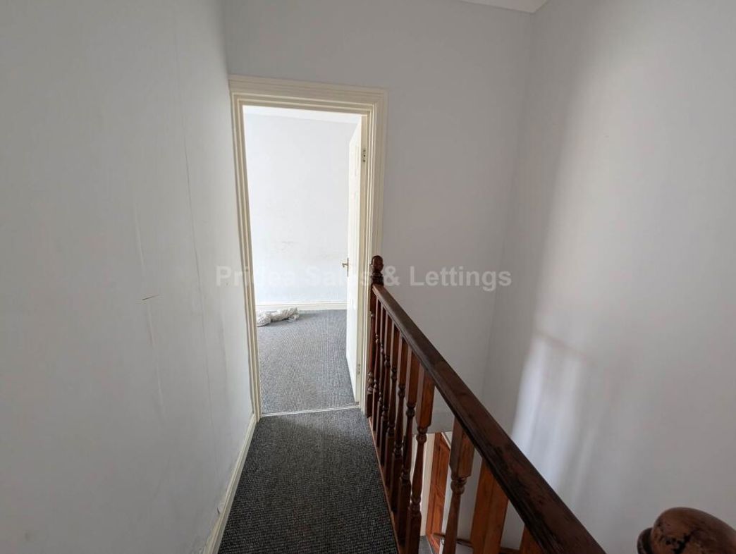 Property image 13 of 16