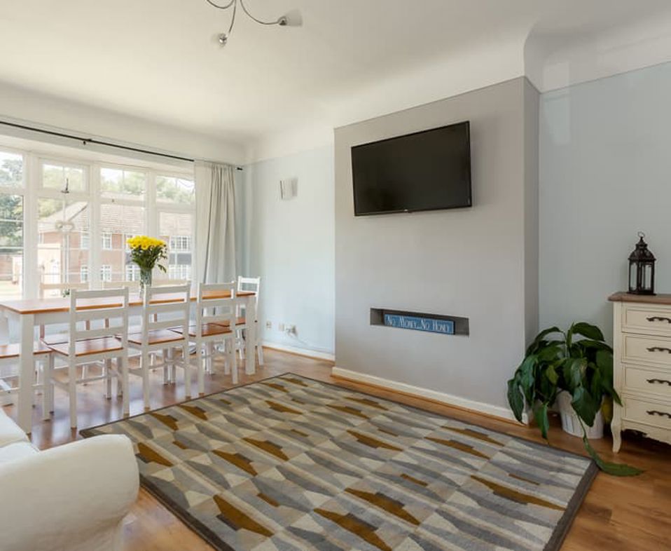 Property image 2 of 12
