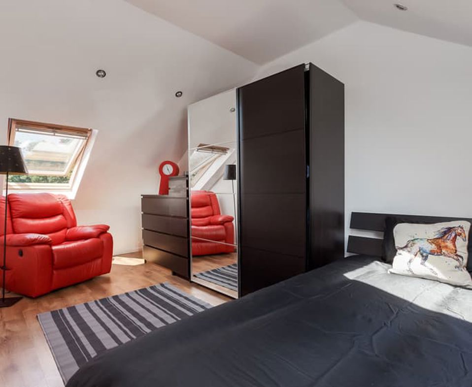 Property image 7 of 12