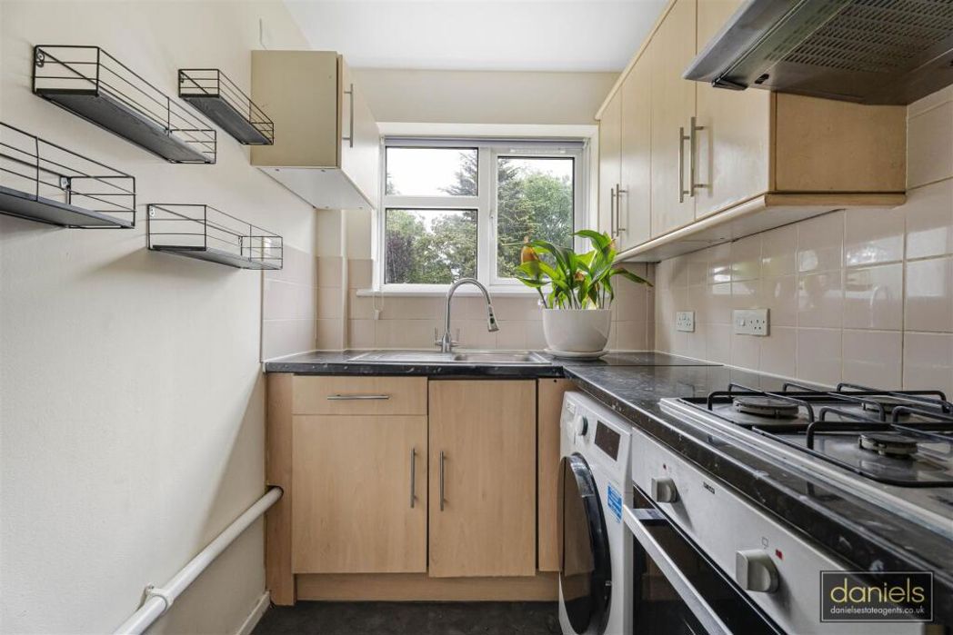 Property image 2 of 6