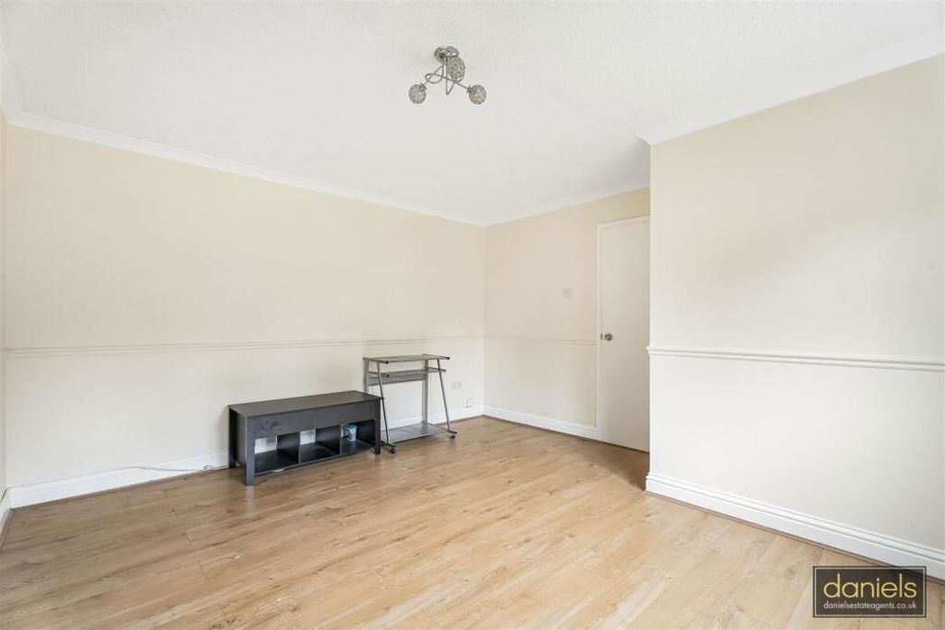 Property image 6 of 6