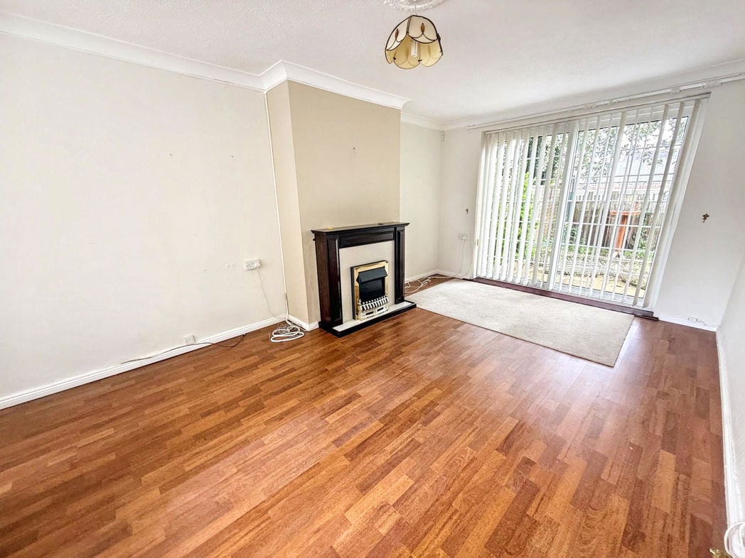 Property image 2 of 13