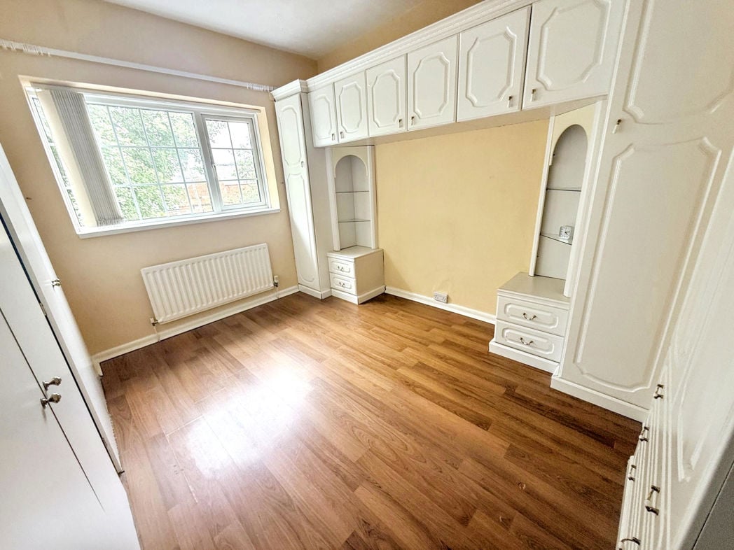Property image 6 of 13