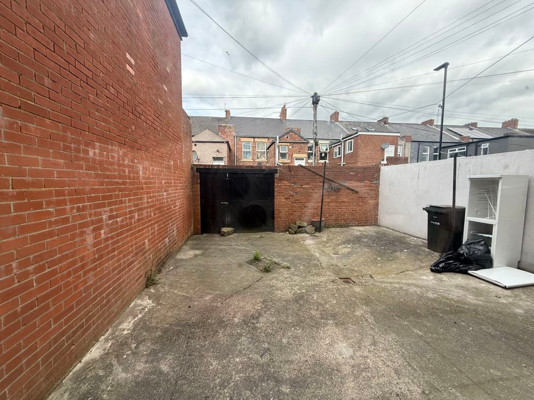 Property image 11 of 11